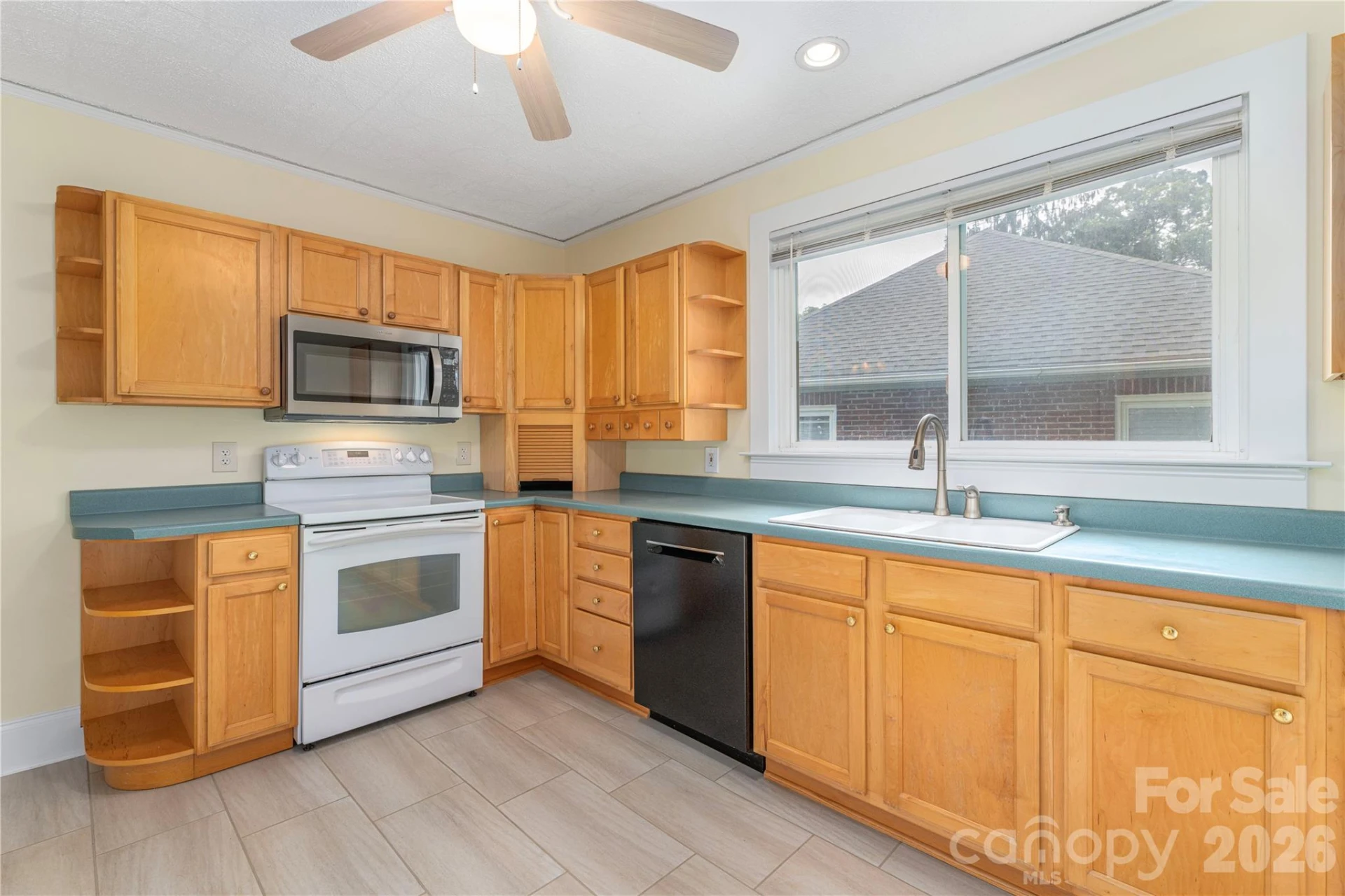 3 Enka Oak Street - Photo 10