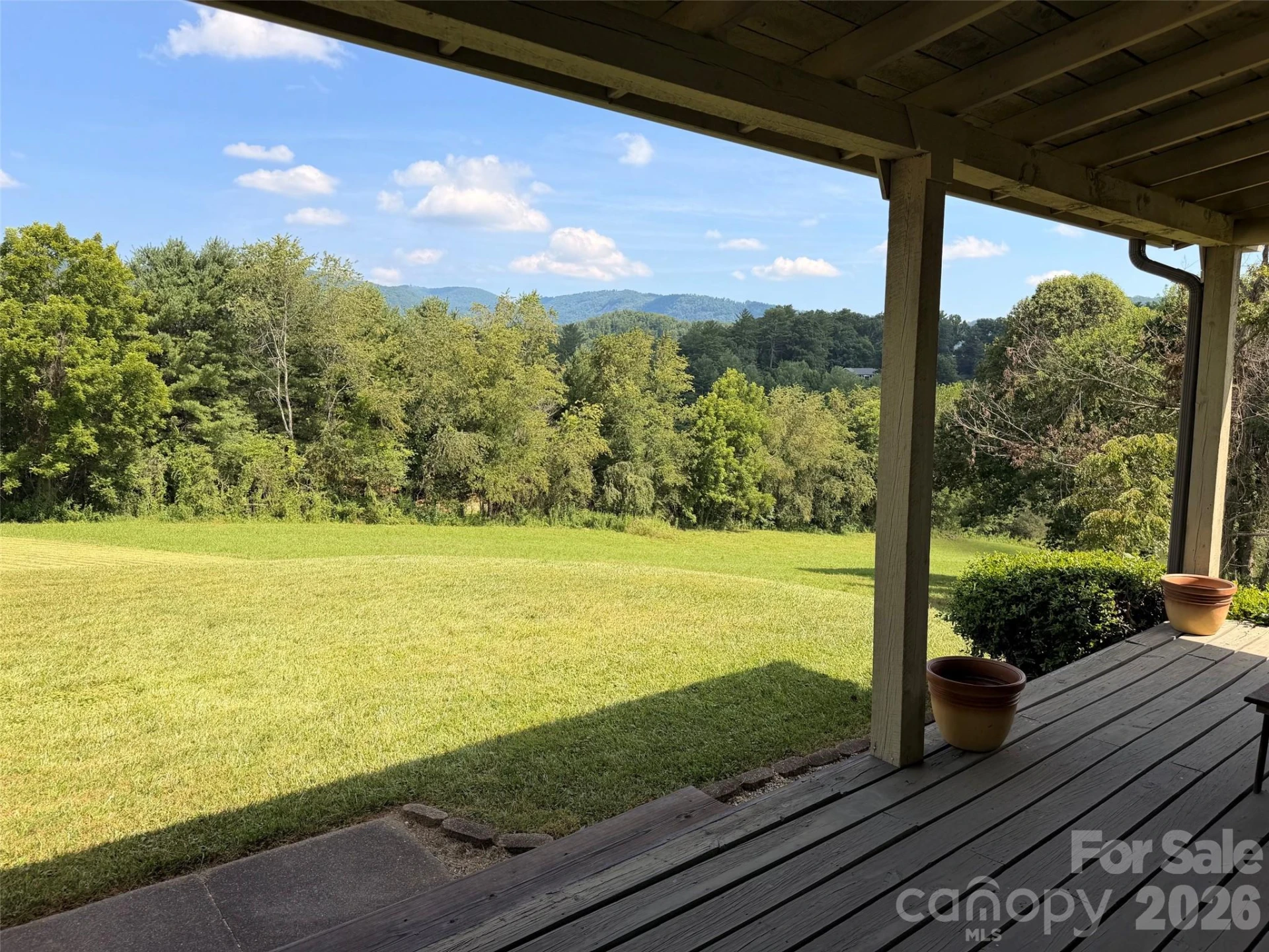 82 Sharon Road - Photo 2