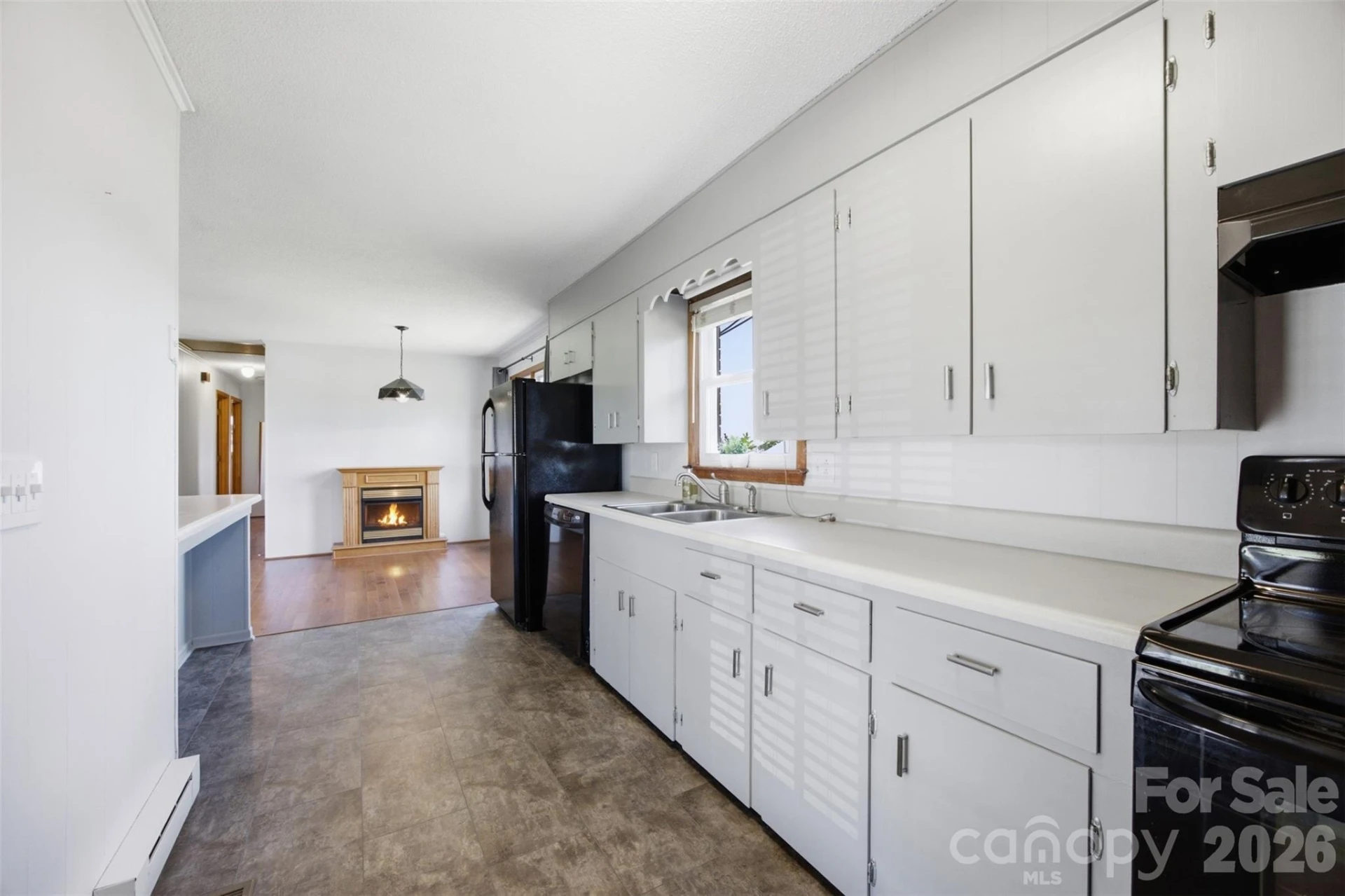 128 Old Hollis Road - Photo 4