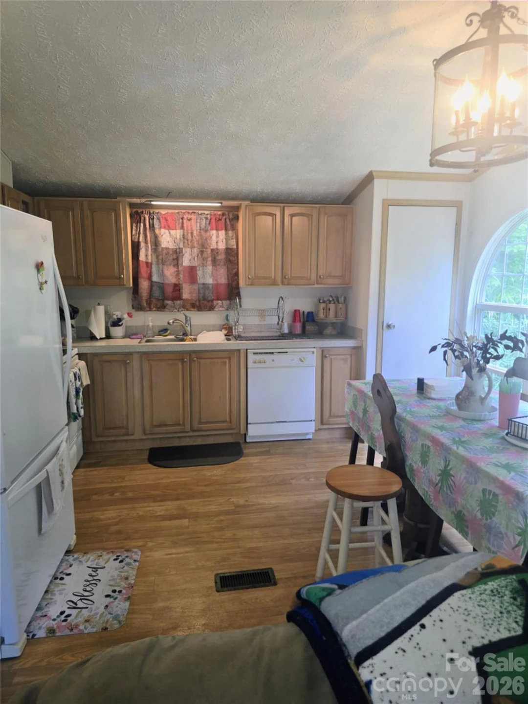 192 Lady Bug Lane - Photo 3
