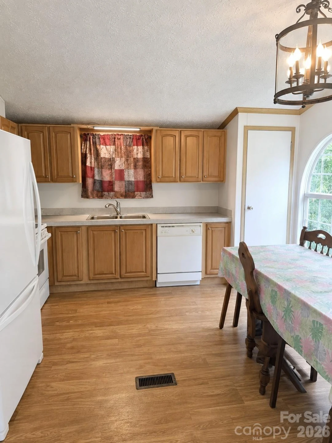 192 Lady Bug Lane - Photo 5