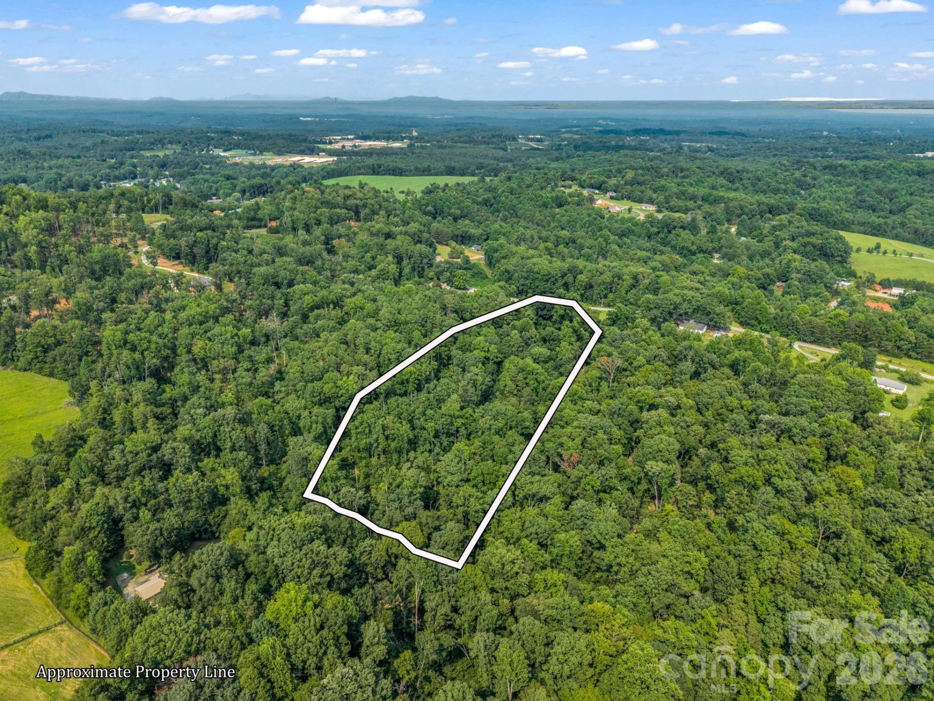 567 Flynn Road - Photo 2