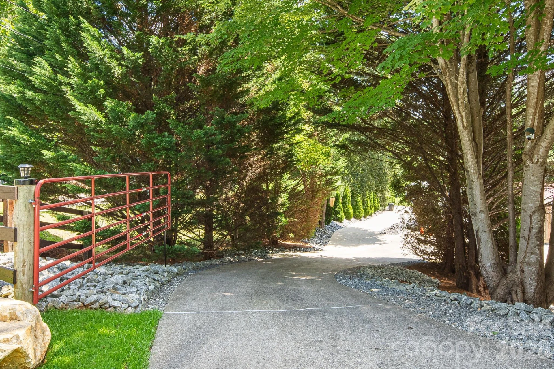 340 and 298 Apache Path - Photo 14