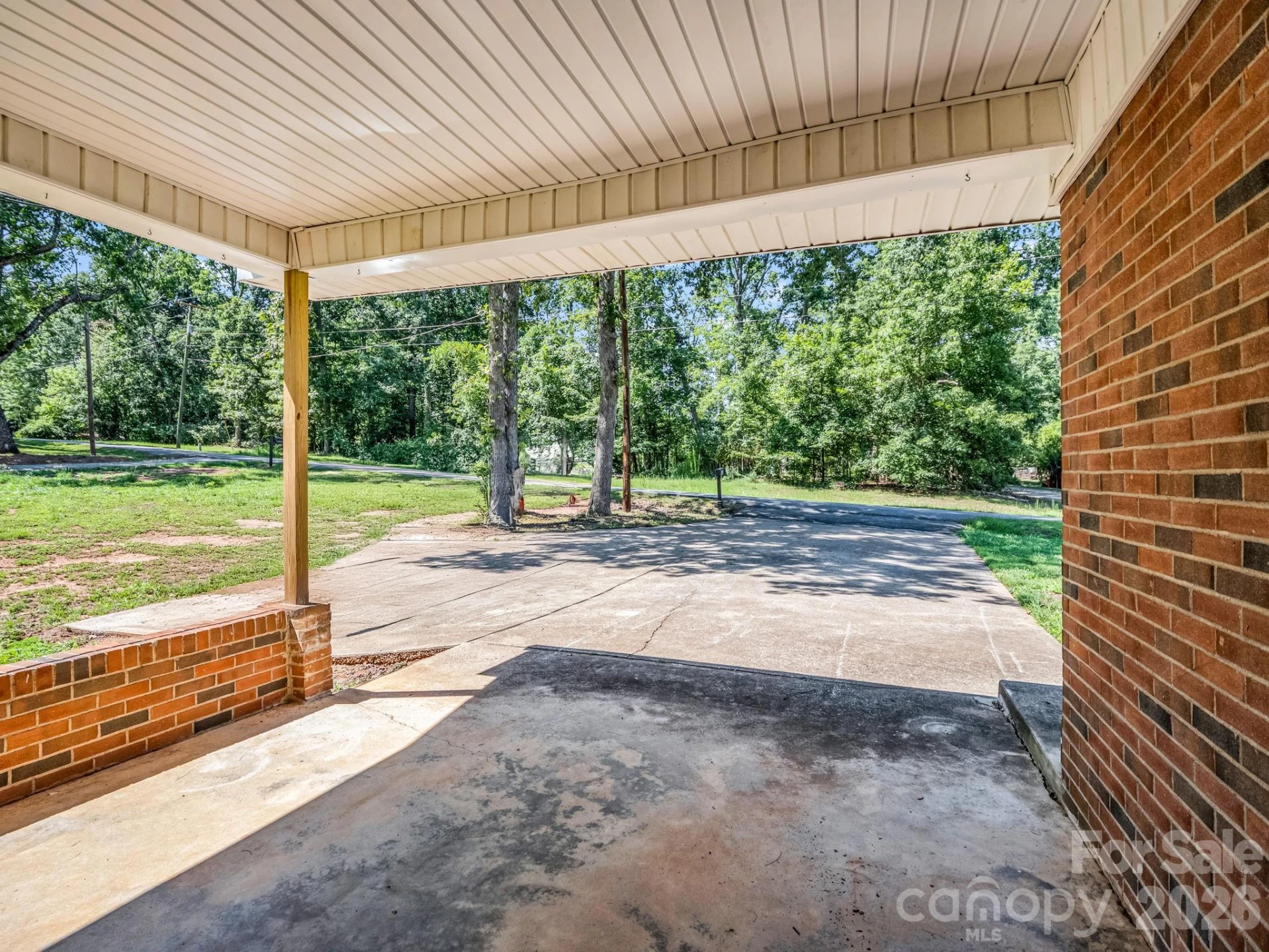 385 Eastview Drive - Photo 13