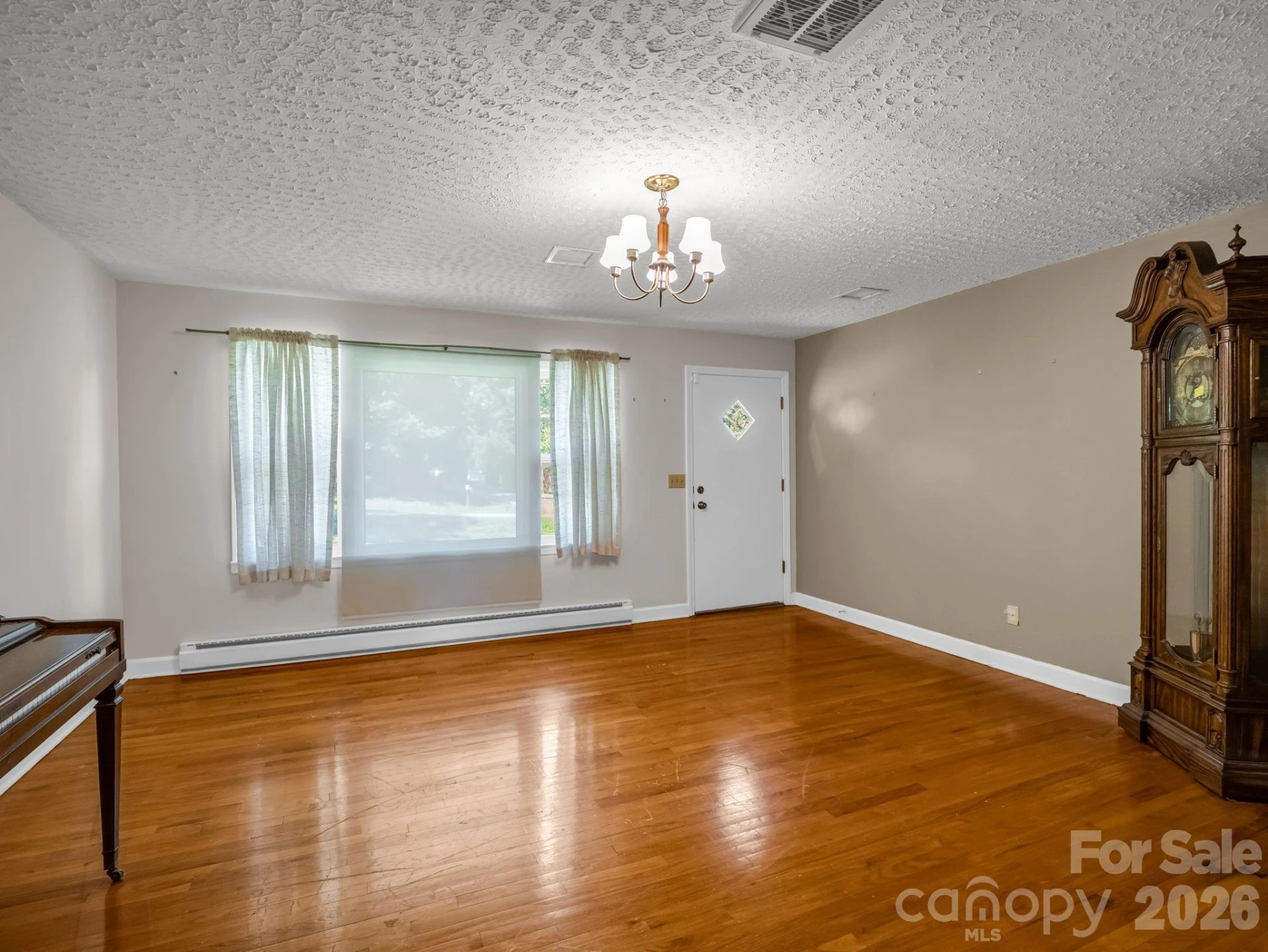 385 Eastview Drive - Photo 17