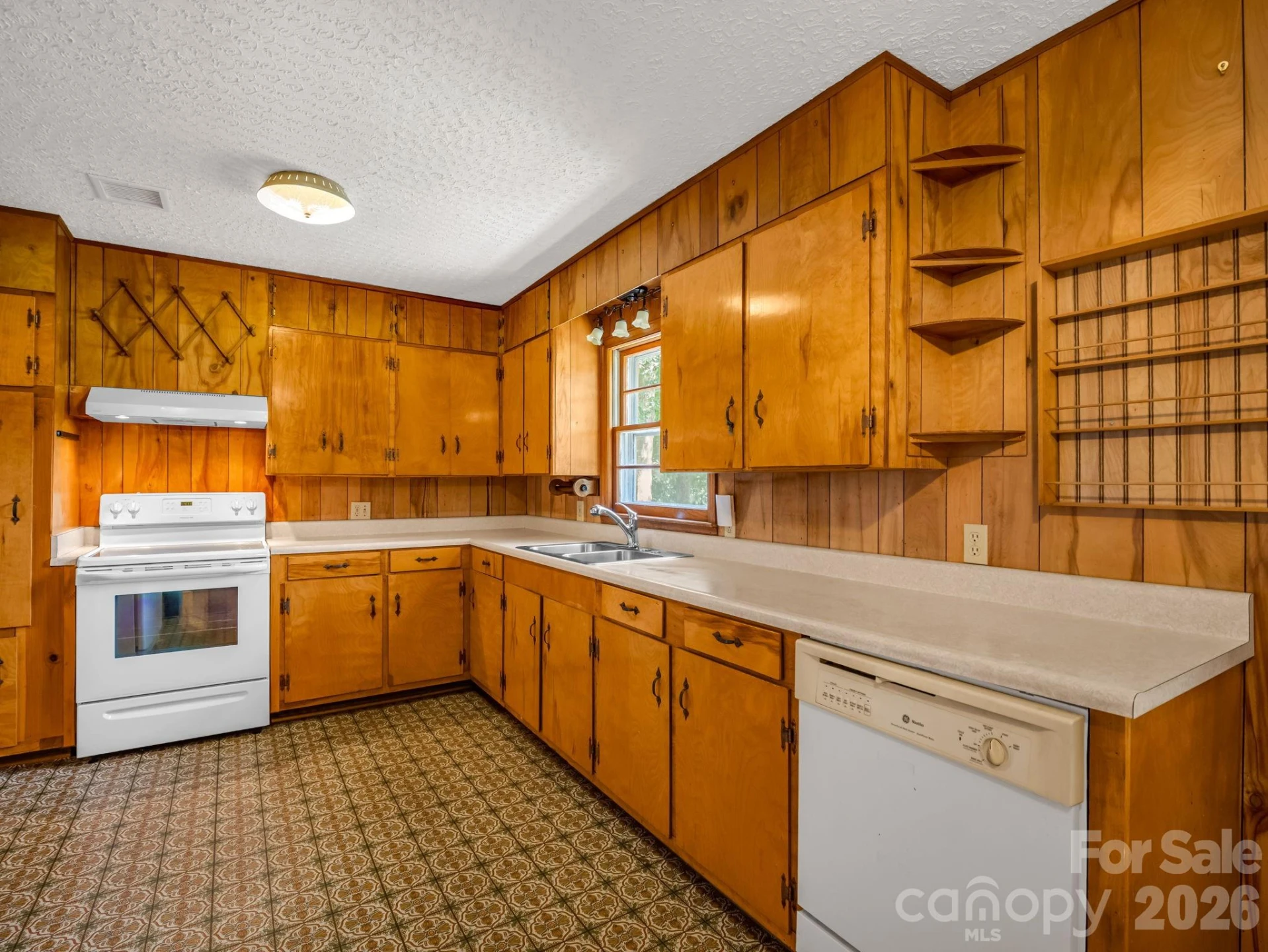 385 Eastview Drive - Photo 21