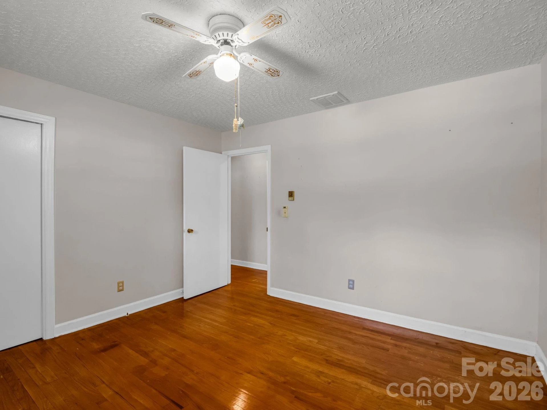 385 Eastview Drive - Photo 28
