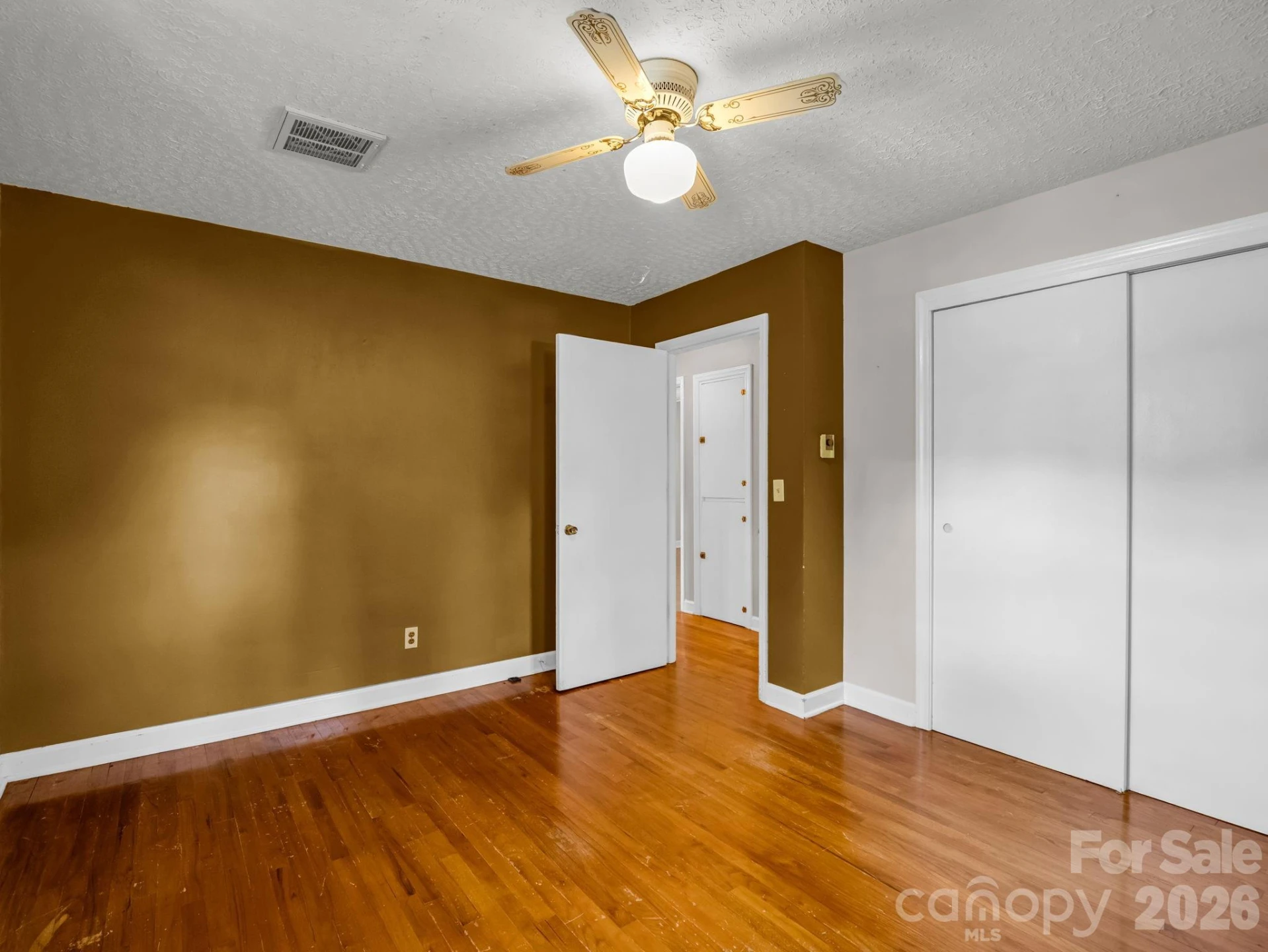 385 Eastview Drive - Photo 32
