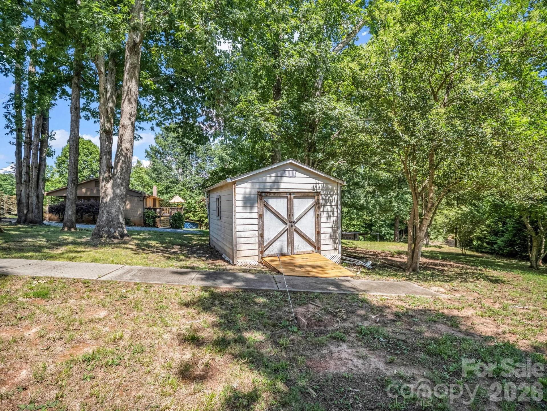 385 Eastview Drive - Photo 10