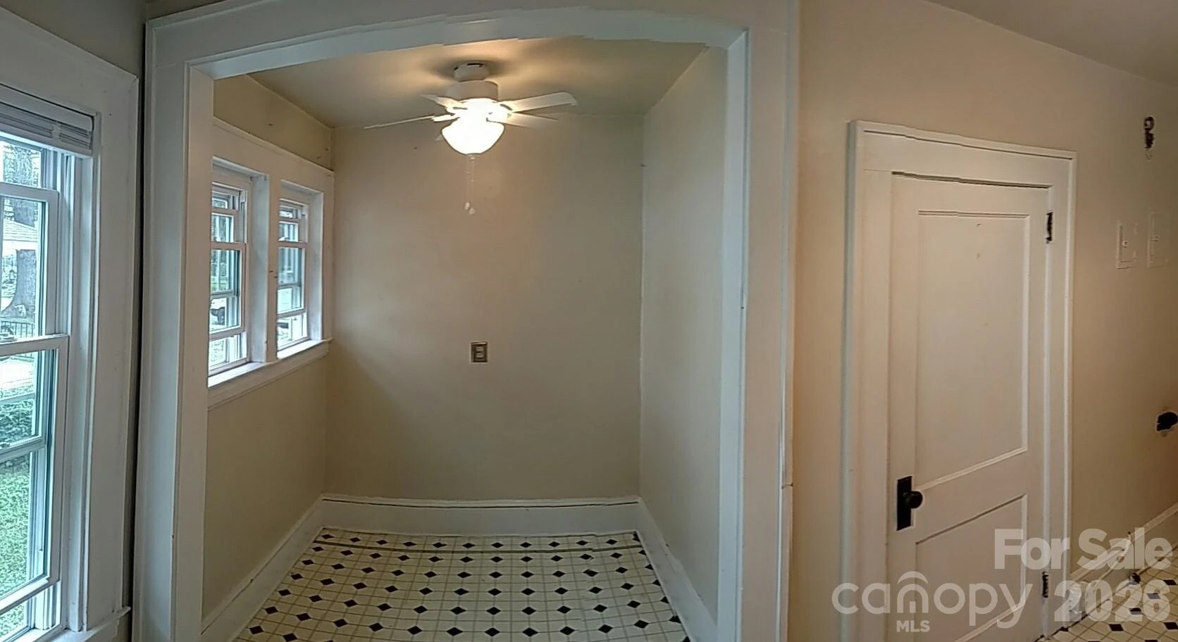 19 Saluda Street - Photo 14