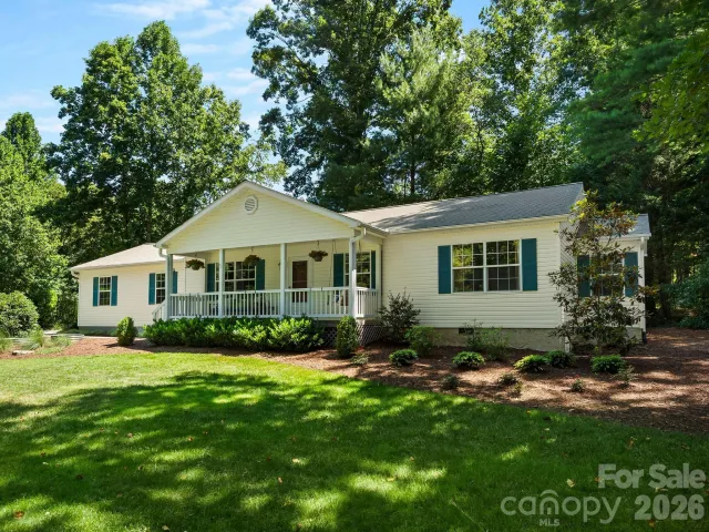 210 N Hillandale Drive Extension, East Flat Rock, NC, 28726