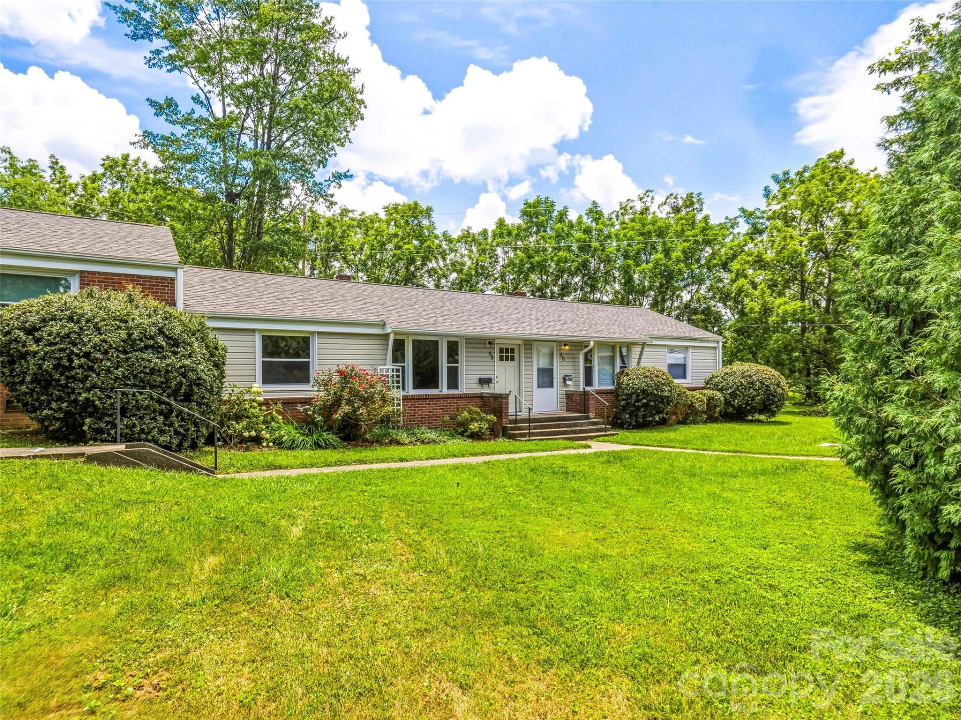 43 Trowbridge Lane - Photo 4