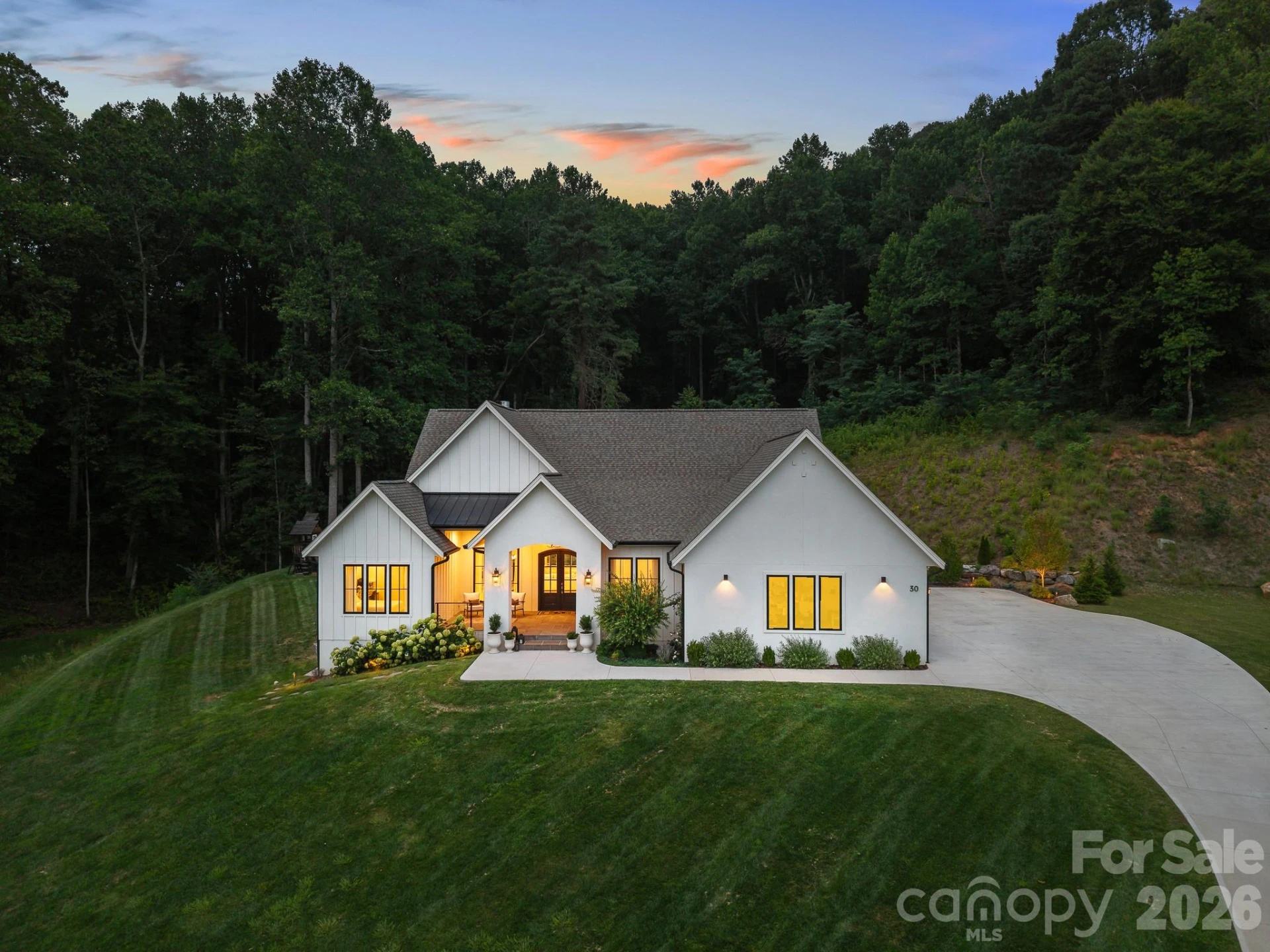 30 Bridgeway Drive