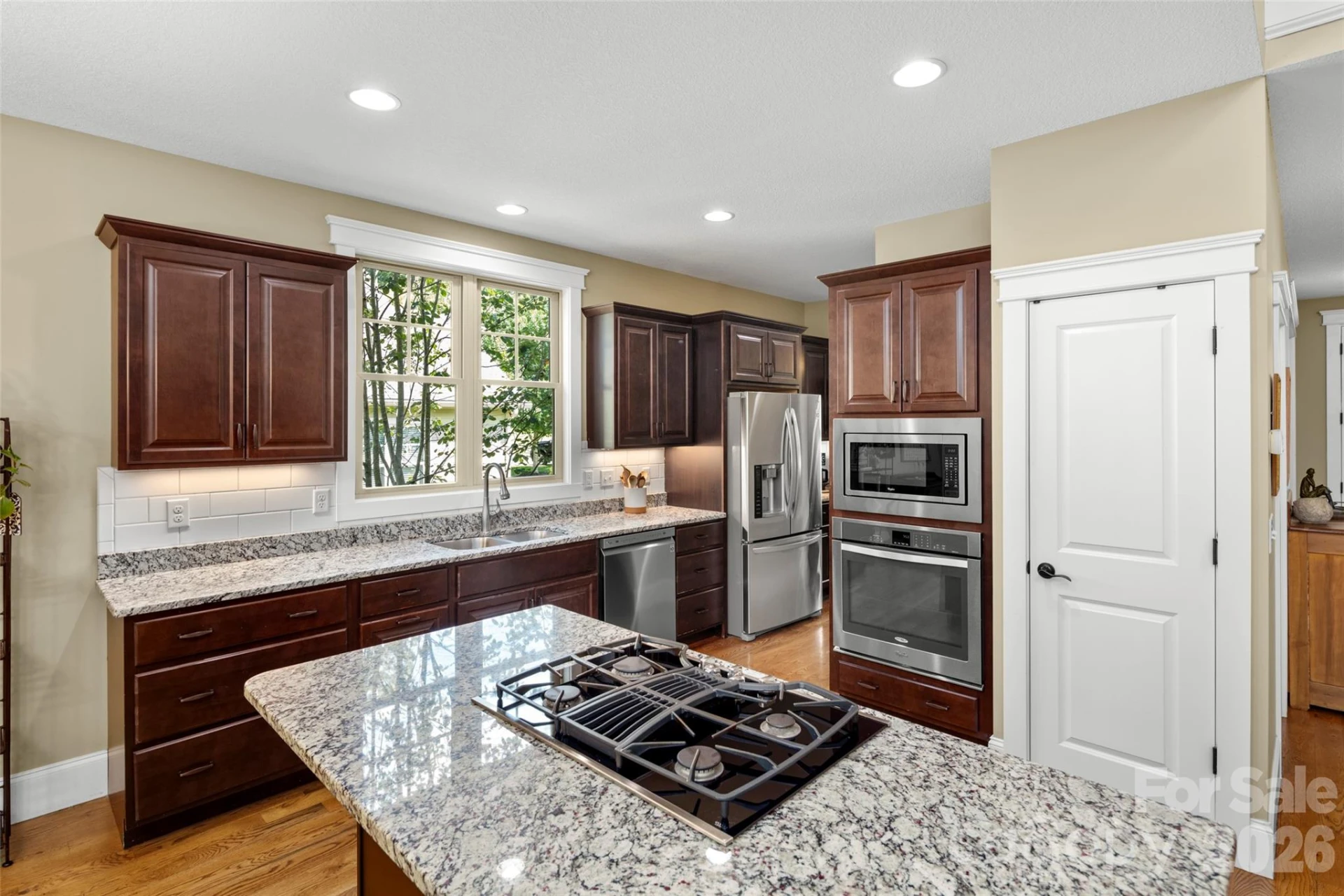 2 Ayr Court - Photo 4