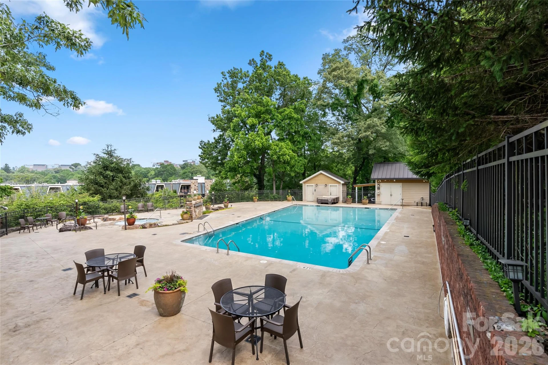 325 Bowling Park Road - Photo 6