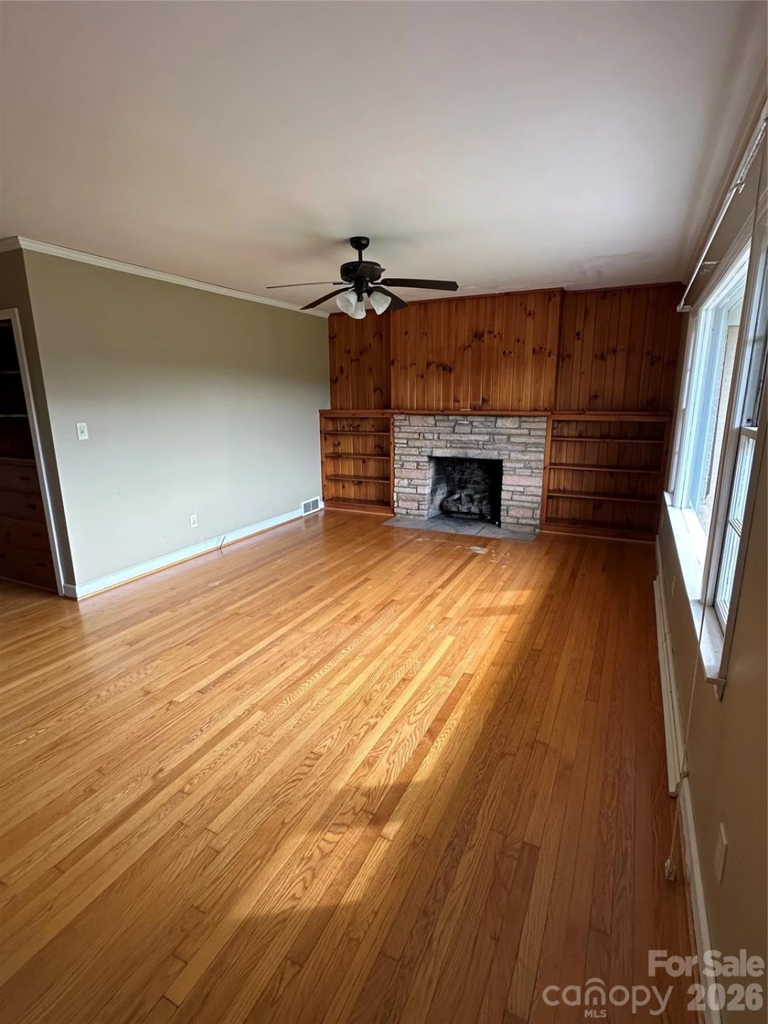 610 Enka Lake Road - Photo 2