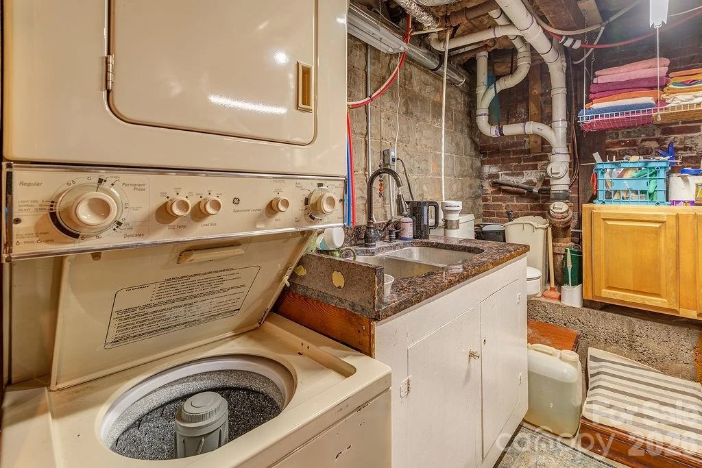 83 Tacoma Circle - Photo 36