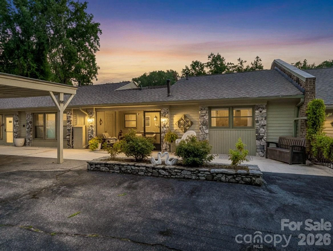 251 Carolina Drive #10A