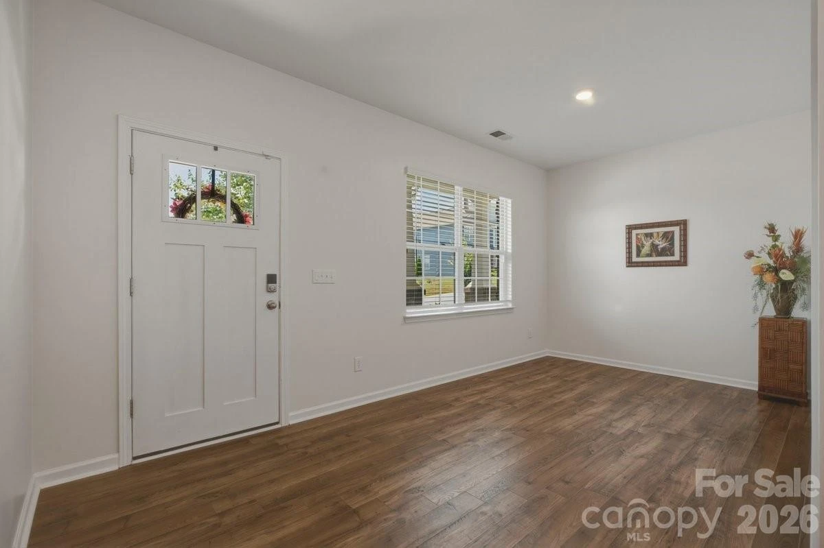 223 Marathon Lane - Photo 4