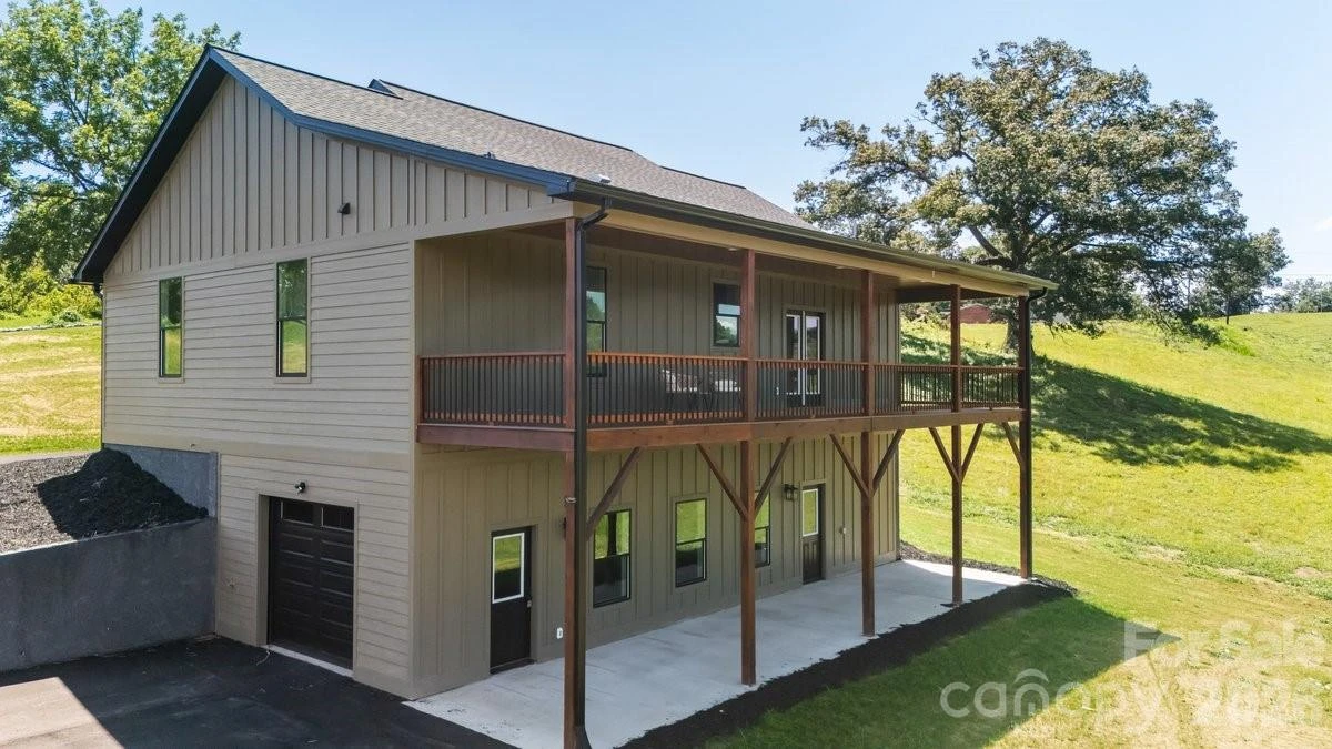 30 Johnny Roberts Road - Photo 2