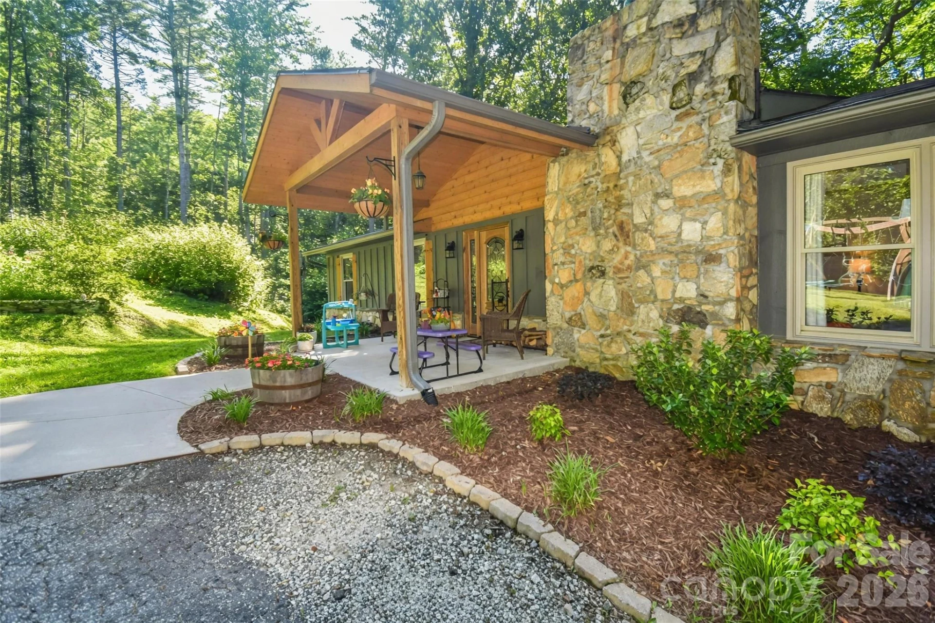 336 Hillside Road - Photo 2