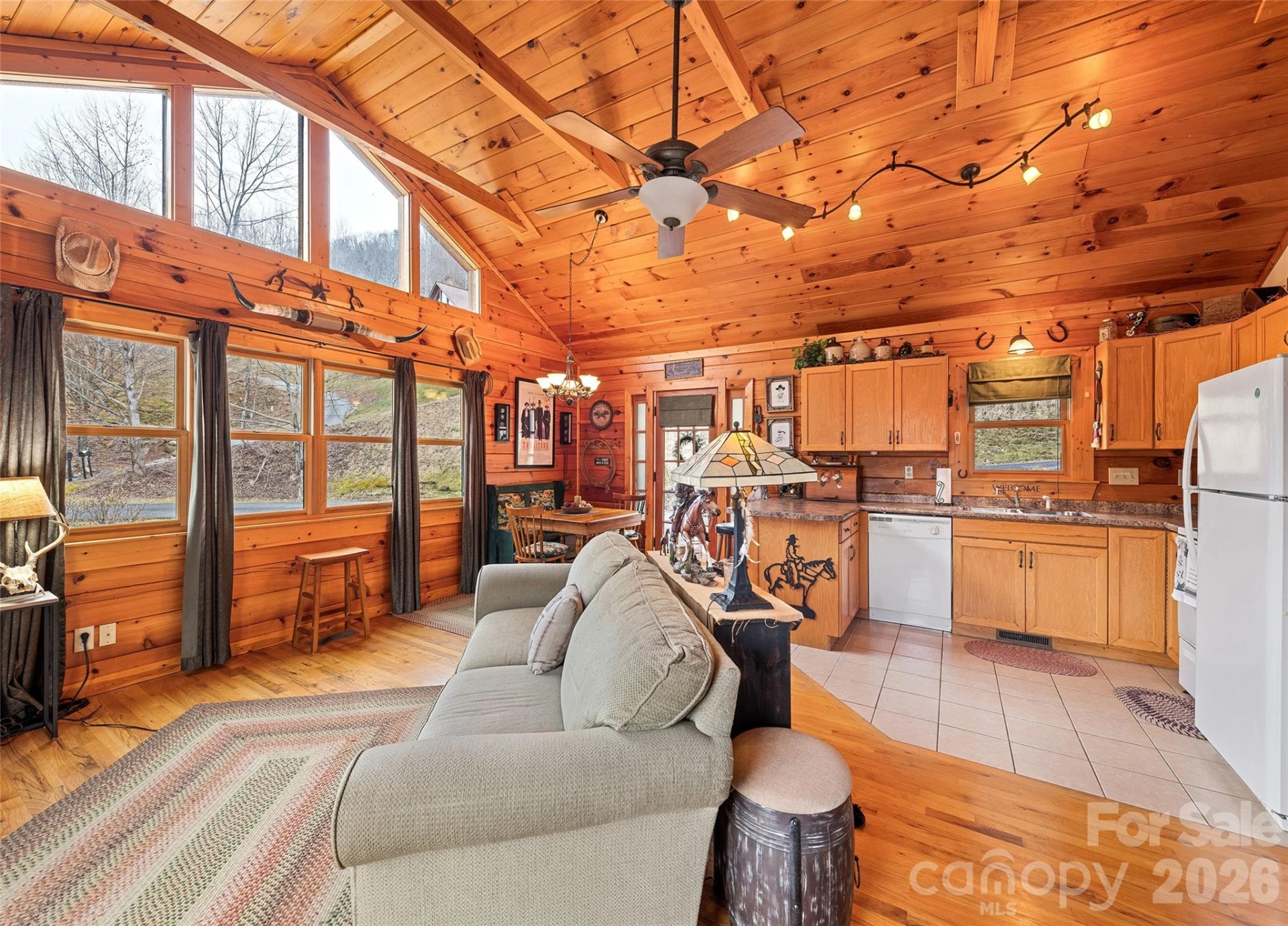 16 Hiawatha Drive - Photo 4