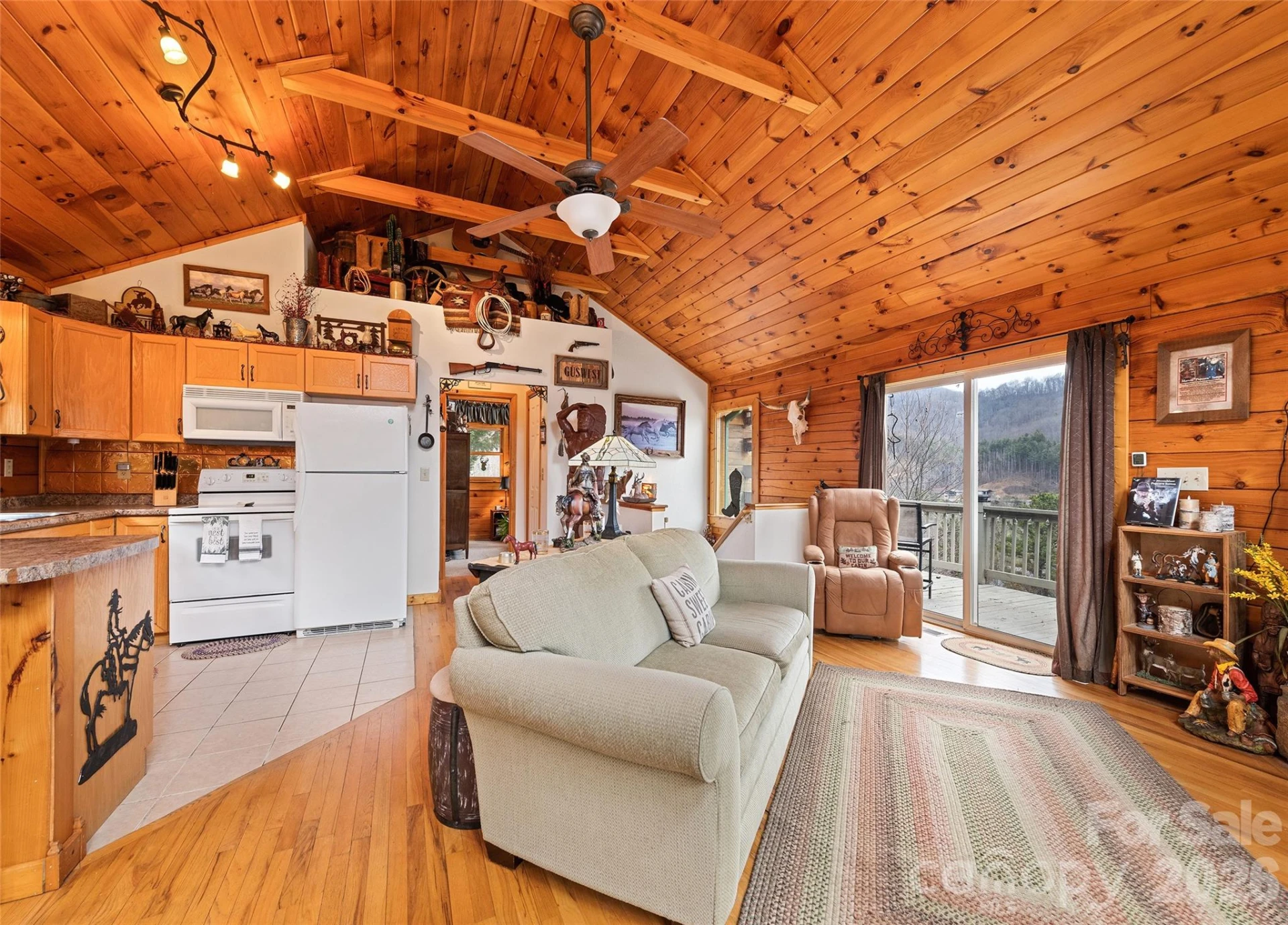 16 Hiawatha Drive - Photo 6