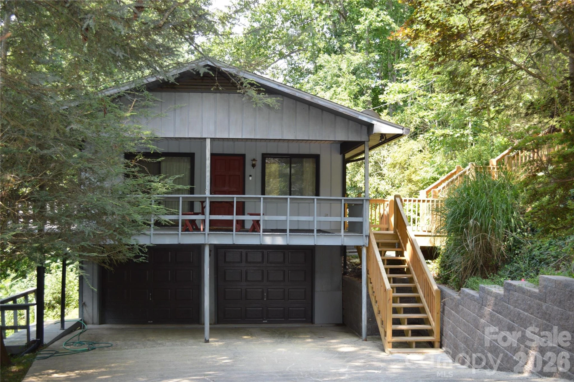 184 Laurel Road