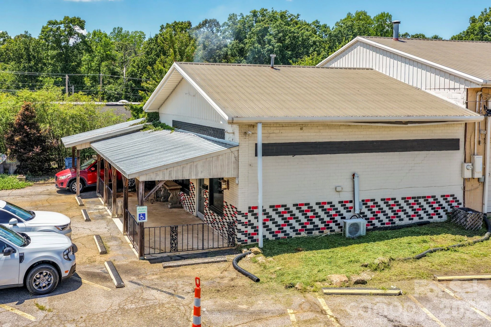 1358 W Main Street - Photo 39