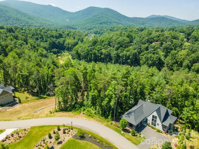 149 Riverbend Forest Drive, Asheville, NC, 28805