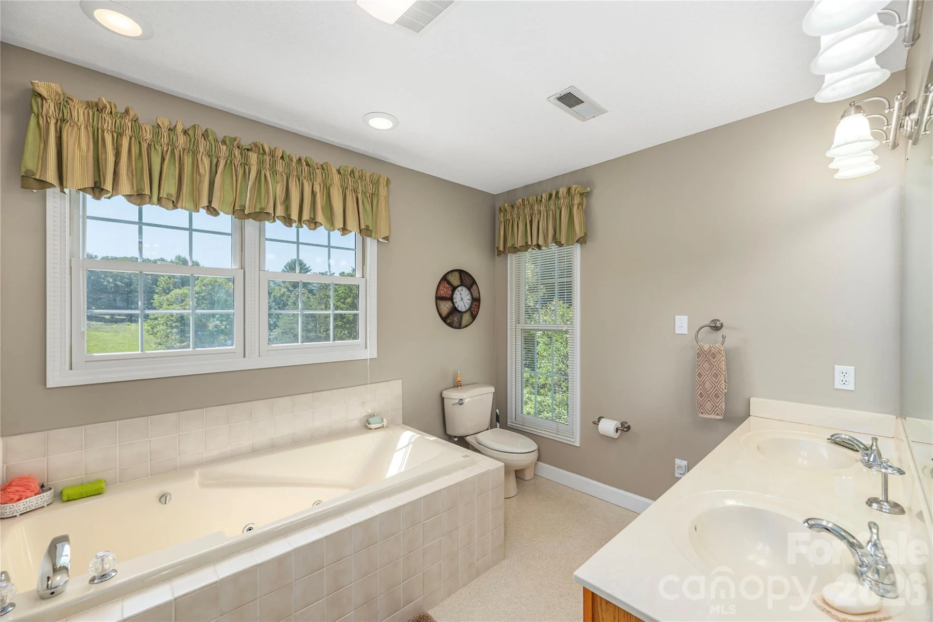 35 Forest Knoll Drive - Photo 21