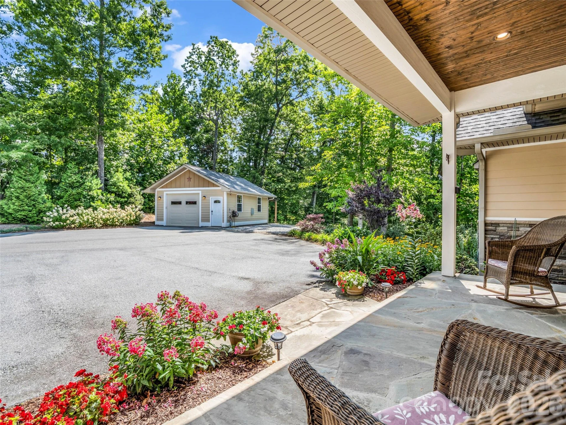930 Big Raven Lane - Photo 9