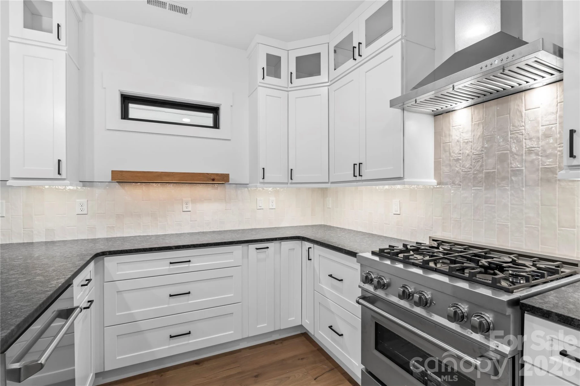 165 Martha Avenue #1 - Photo 4