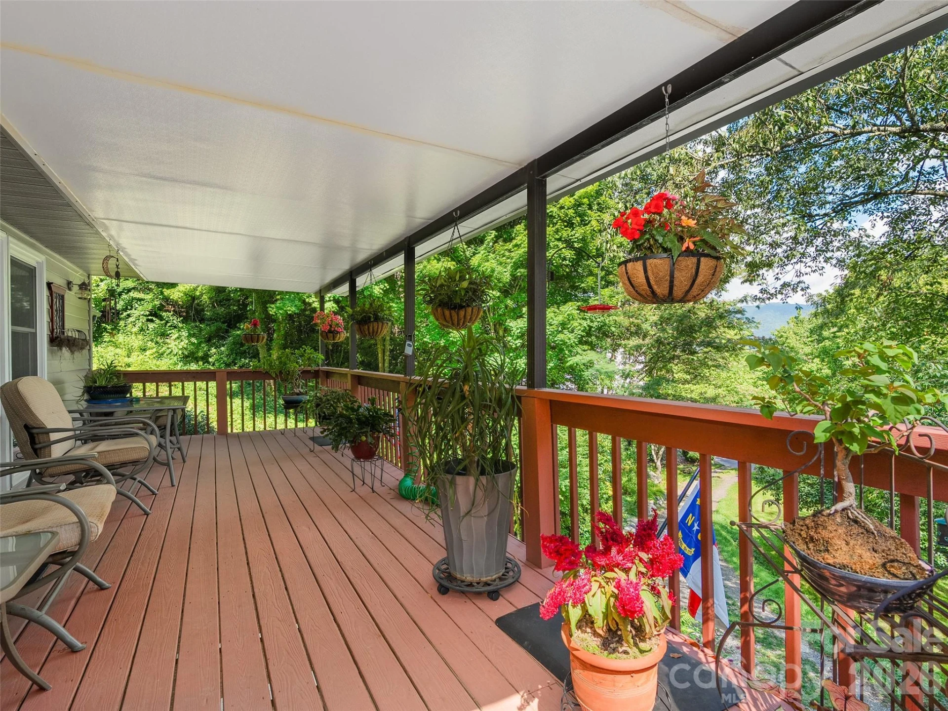 462 Farley Street - Photo 5