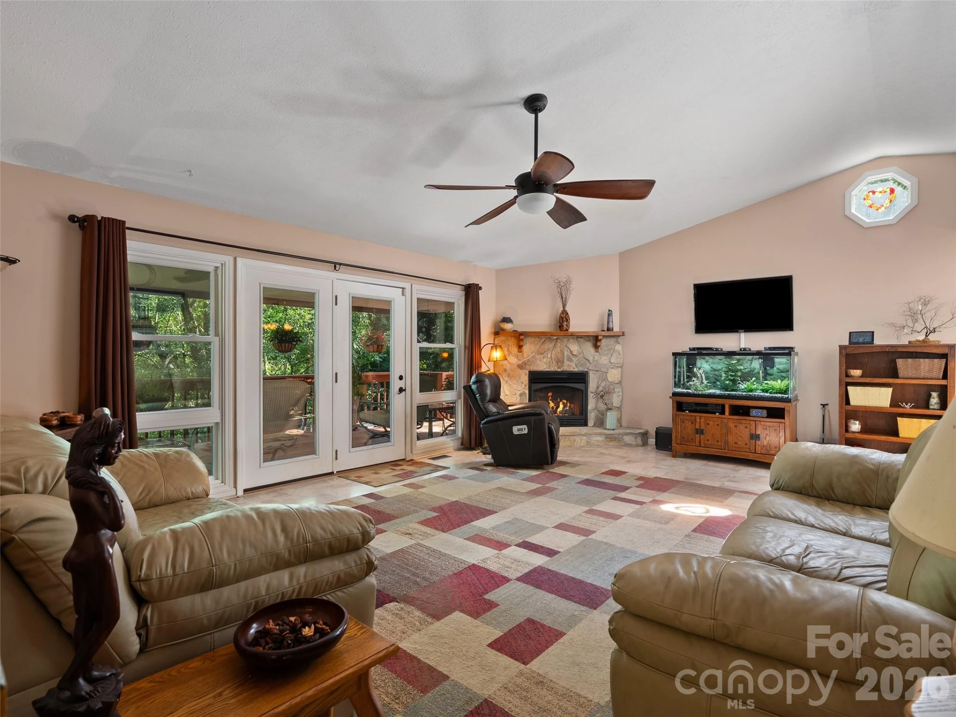 462 Farley Street - Photo 8