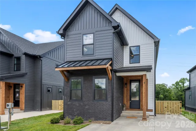 93 Martha Avenue, Hendersonville, NC, 28792