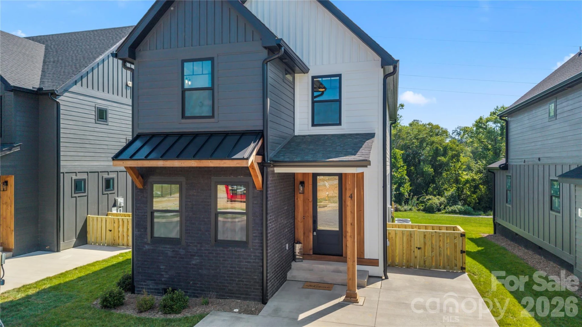 93 Martha Avenue #10 - Photo 23