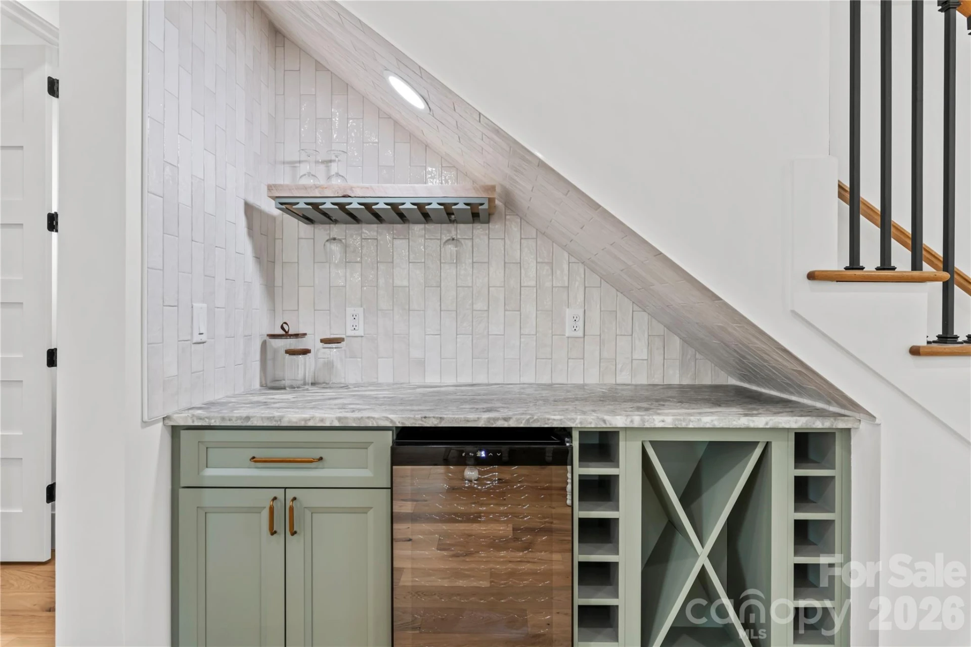 93 Martha Avenue #10 - Photo 5