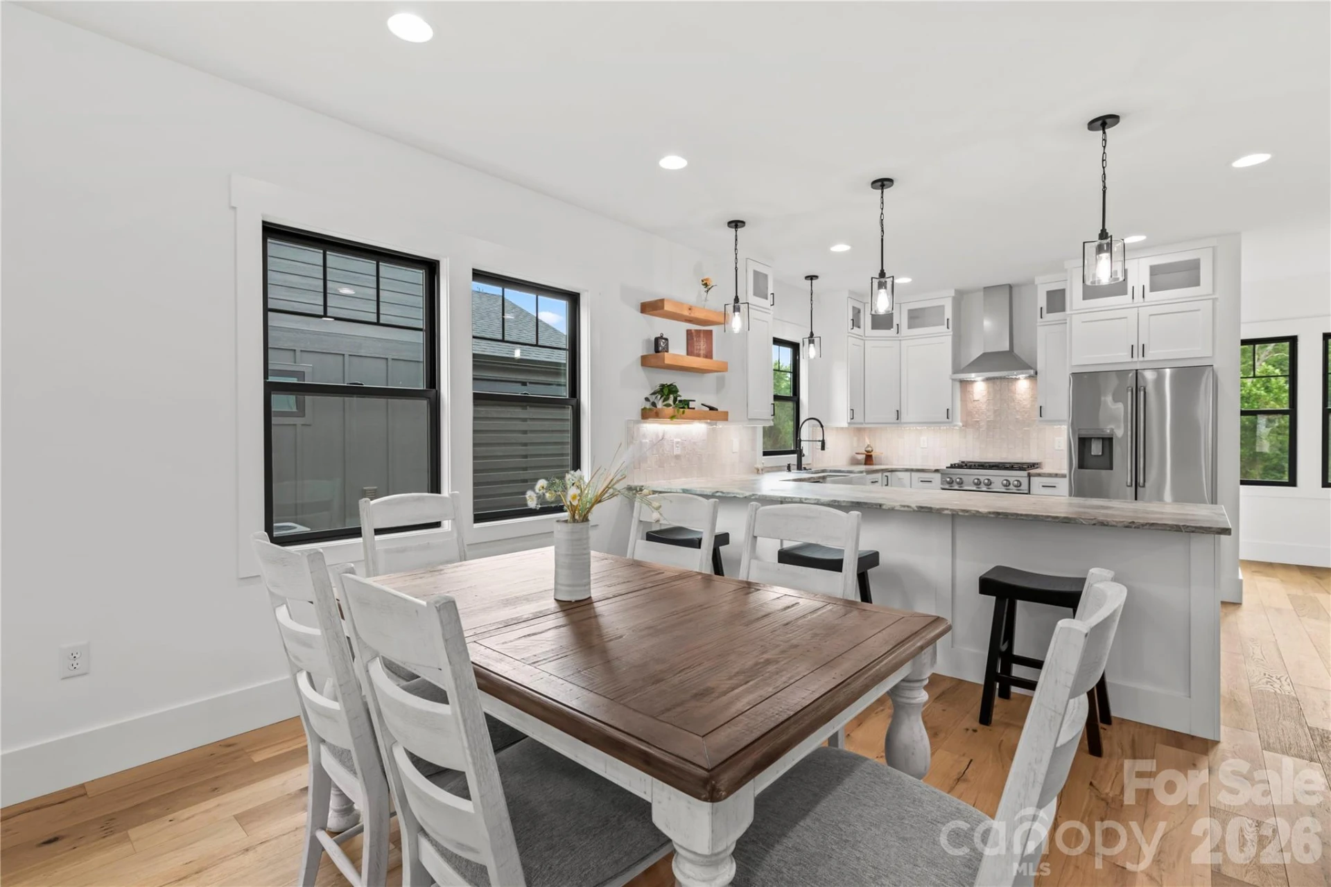 93 Martha Avenue #10 - Photo 8