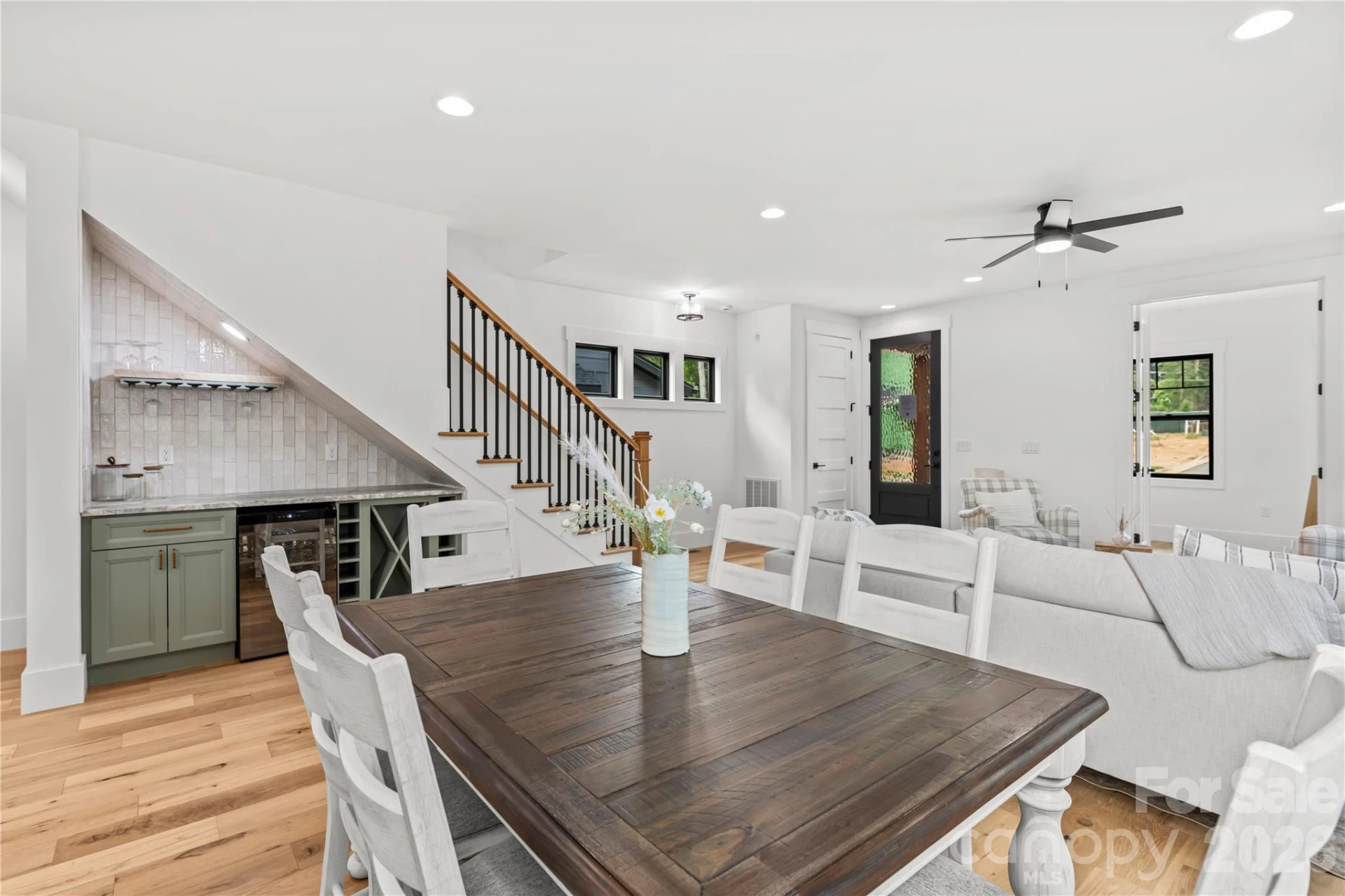 93 Martha Avenue #10 - Photo 9