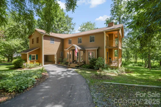 200 Newman Drive, Hendersonville, NC, 28792