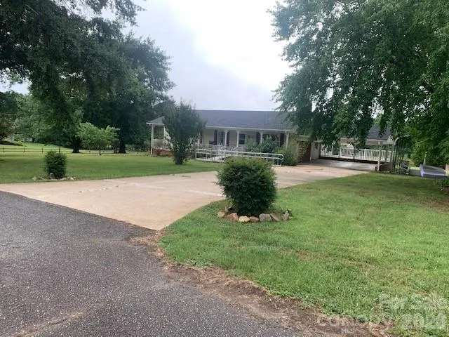 189 VALET Court, Forest City, NC, 28043