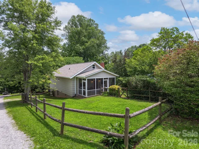73 Fair Oaks Road, Arden, NC, 28704