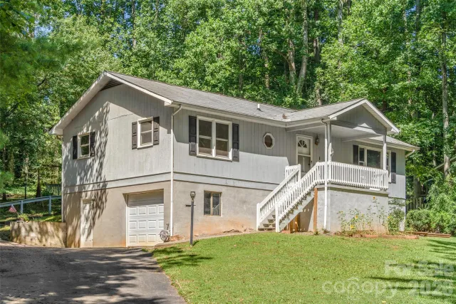 33 Baker Drive, Asheville, NC, 28806