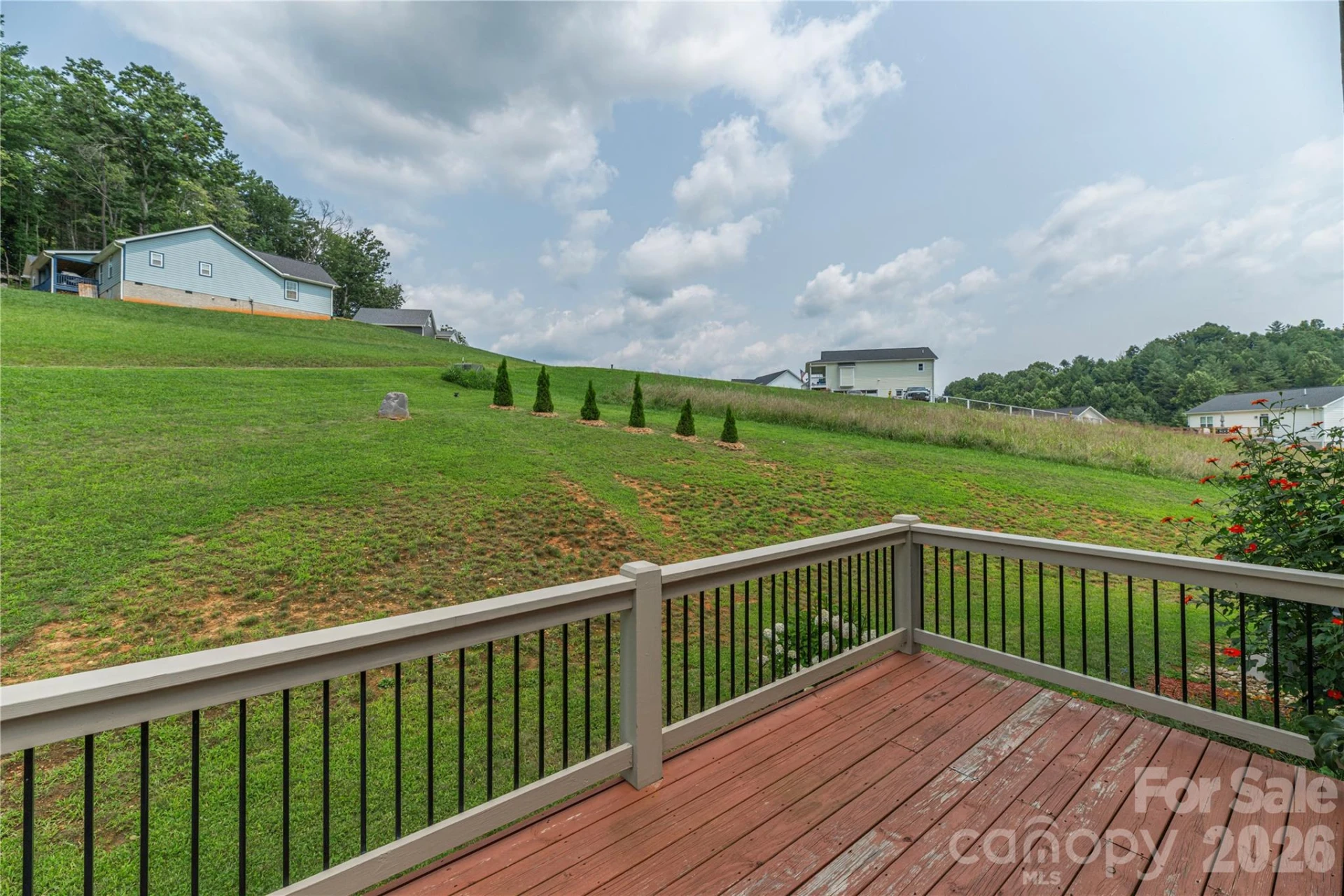 38 Sunrise Drive - Photo 32