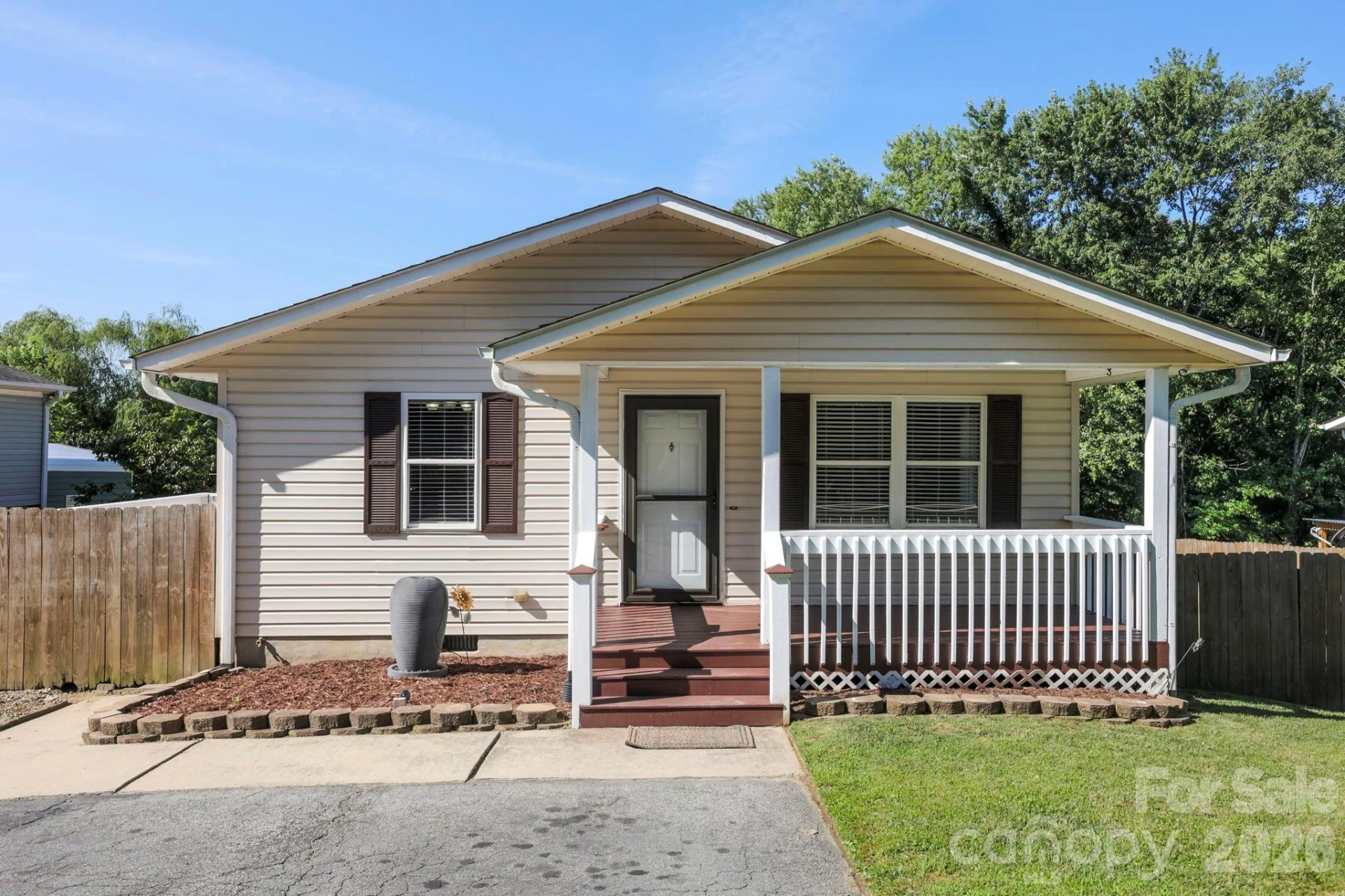 51 Kay Thomas Drive - Photo 3
