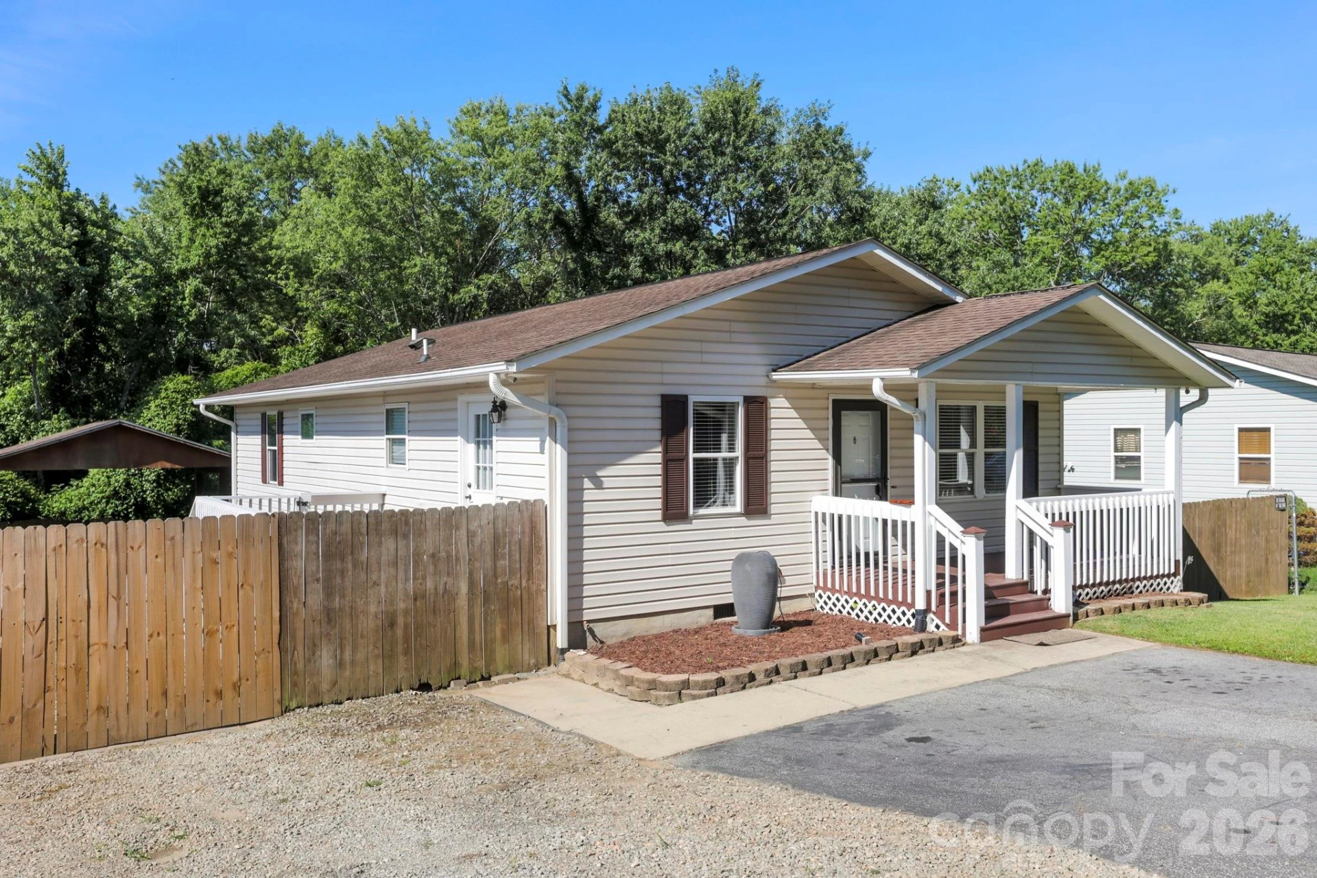 51 Kay Thomas Drive - Photo 32