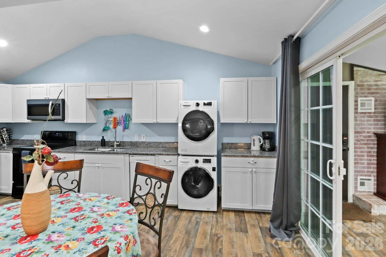548 Cherry Mountain Street - Photo 10