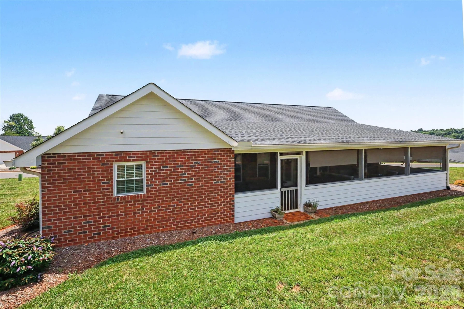105 Kingston Place - Photo 24