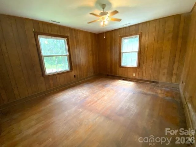 164 Lynch Street - Photo 4